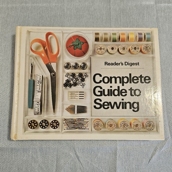 Reader's Digest Complete Guide to Sewing Vintage Hardcover Book 1976 - Picture 2 of 9